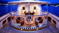 Ellen V -  Cockpit